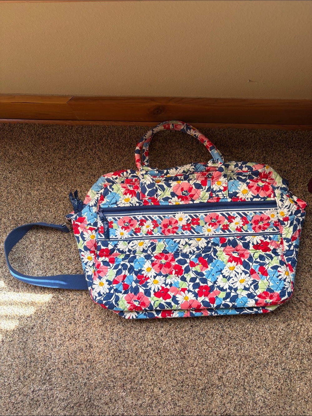 Vera Bradley Floral Quilted Travel Tote Bag | Never Used | Blue/Red/Pink